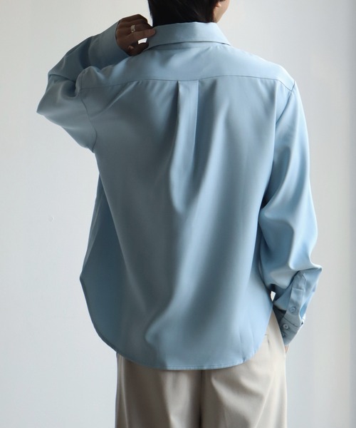 welise(ウェライズ)の「【welise/ウェライズ】-2026AW-リッチドレープスムース ニューベーシック ショート丈 長袖レギュラーシャツ(シャツ/ブラウス・メンズ・サックスブルー/チャコールグレー/ホワイト/ホワイト系その他/レッド/ブラック/アッシュブラウン/ロイヤルブルー・S/M/L)」の19枚目の写真