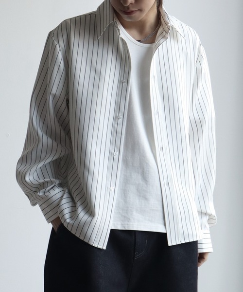 welise(ウェライズ)の「【welise/ウェライズ】-2026AW-リッチドレープスムース ニューベーシック ショート丈 長袖レギュラーシャツ(シャツ/ブラウス・メンズ・サックスブルー/チャコールグレー/ホワイト/ホワイト系その他/レッド/ブラック/アッシュブラウン/ロイヤルブルー・S/M/L)」の21枚目の写真