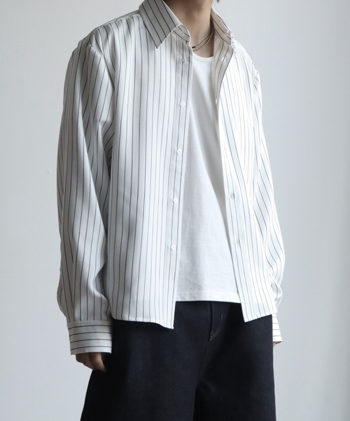welise(ウェライズ)の「【welise/ウェライズ】-2026AW-リッチドレープスムース ニューベーシック ショート丈 長袖レギュラーシャツ(シャツ/ブラウス・メンズ・サックスブルー/チャコールグレー/ホワイト/ホワイト系その他/レッド/ブラック/アッシュブラウン/ロイヤルブルー・S/M/L)」の22枚目の写真