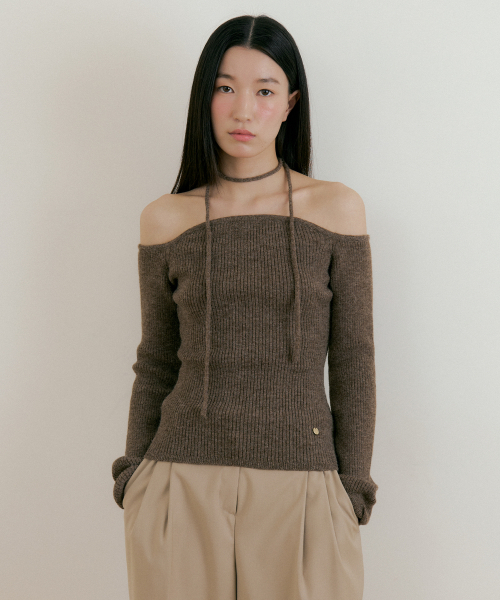 LUCIR ZU(ルシールズ)の「Wool Upper Strap knit (brown)(ニット/セーター・レディース・その他・FREE)」の1枚目の写真