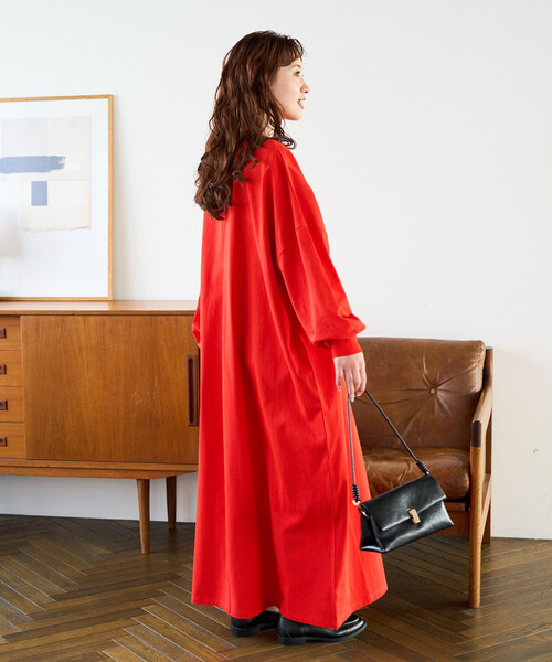 FREAK'S STORE（フリークスストア）の「限定展開　オーバーサイズ ドルマンスリーブ ワンピース（ワンピース・レディース・グレー/ブラック/ナチュラル/ネイビー/レッド・SMALL/MEDIUM）」の13枚目の写真