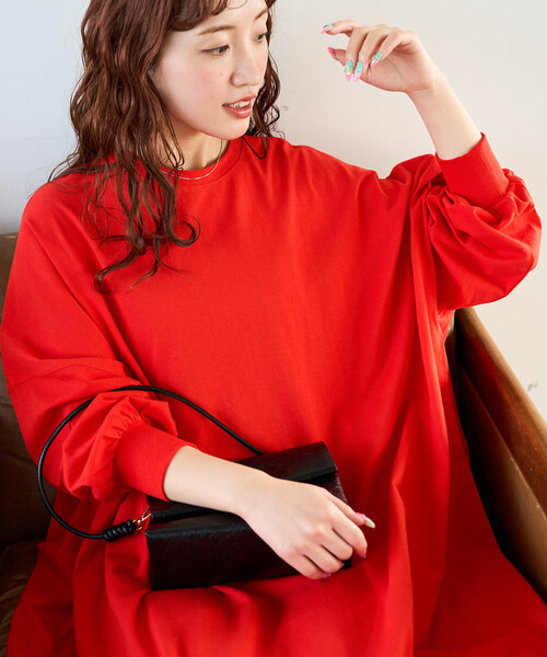 FREAK'S STORE（フリークスストア）の「限定展開　オーバーサイズ ドルマンスリーブ ワンピース（ワンピース・レディース・グレー/ブラック/ナチュラル/ネイビー/レッド・SMALL/MEDIUM）」の18枚目の写真