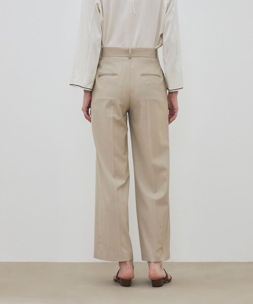 DES PRES(デ・プレ)の「ハイツイストギャバジン 2タックワイドパンツ(スラックス・レディース・ライトベージュ/チャコールグレー・32/34/38/36)」の6枚目の写真