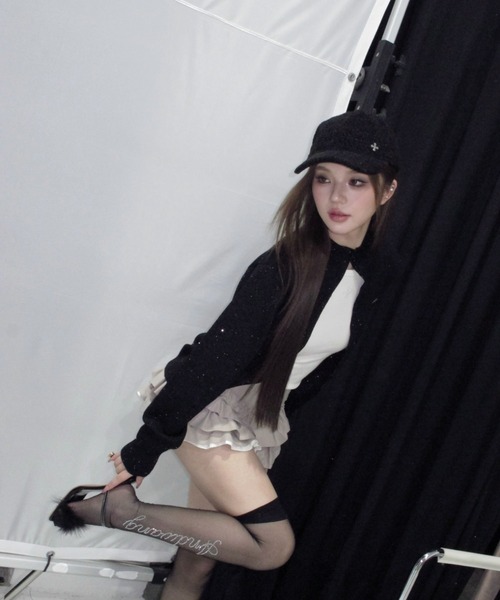 andwang（アンドワン）の「classical high neck cardigan（カーディガン/ボレロ・レディース・ブラック/グレー・FREE）」の22枚目の写真