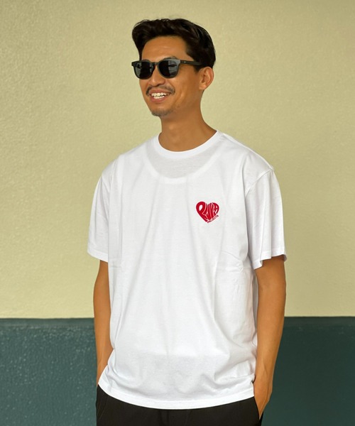Rivvia PROJECTS(リヴィアプロジェクツ)の「【Rivvia PROJECTS】RV HEART T-SHIRT(Tシャツ/カットソー・メンズ・ブラック×ホワイト/ホワイト×ブラック/ホワイト×レッド・LARGE/X-LARGE/MEDIUM)」の2枚目の写真