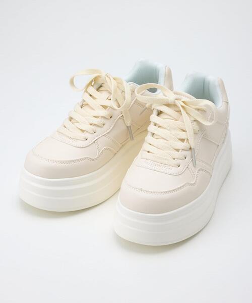 INGNI(イング)の「プラットフォームコートスニーカー(スニーカー・レディース・ブラック/オフホワイト・M/L)」の7枚目の写真