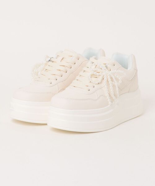 INGNI(イング)の「プラットフォームコートスニーカー(スニーカー・レディース・ブラック/オフホワイト・M/L)」の3枚目の写真