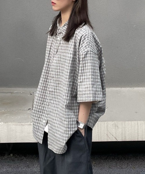 yuue' ( wear )(ユーイ)の「オーバーサイズチェック柄半袖シャツ/ユニセックス(シャツ/ブラウス・レディース・アイボリー・FREE)」の3枚目の写真