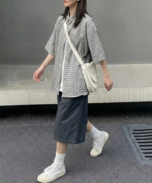 yuue' ( wear )(ユーイ)の「オーバーサイズチェック柄半袖シャツ/ユニセックス(シャツ/ブラウス・レディース・アイボリー・FREE)」の7枚目の写真