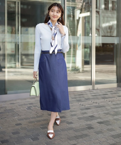 JUSGLITTY(ジャスグリッティー)の「ベルト付タイトスカート(スカート・レディース・ネイビー・2/1/0)」の8枚目の写真