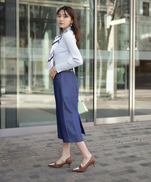 JUSGLITTY(ジャスグリッティー)の「ベルト付タイトスカート(スカート・レディース・ネイビー・2/1/0)」の10枚目の写真