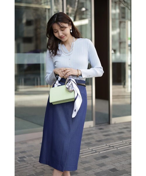 JUSGLITTY(ジャスグリッティー)の「ベルト付タイトスカート(スカート・レディース・ネイビー・2/1/0)」の13枚目の写真