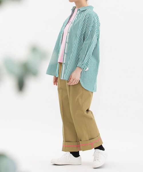 nop de nod(ノップドゥノッド)の「センタープレスチノパンツ(チノパンツ・レディース・ライトベージュ/ダークグレー/ダークベージュ・3)」の13枚目の写真