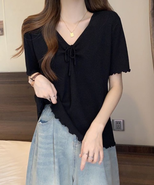 SallyLunn(サリーラン)の「フロントリボンVネックリブトップス(Tシャツ/カットソー・レディース・レッド/ブラック・LARGE/MEDIUM)」の11枚目の写真