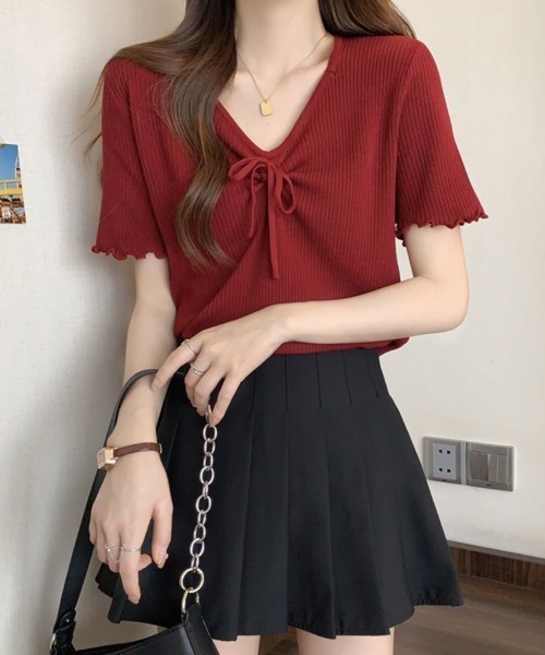 SallyLunn(サリーラン)の「フロントリボンVネックリブトップス(Tシャツ/カットソー・レディース・レッド/ブラック・LARGE/MEDIUM)」の8枚目の写真