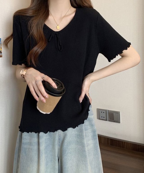 SallyLunn(サリーラン)の「フロントリボンVネックリブトップス(Tシャツ/カットソー・レディース・レッド/ブラック・LARGE/MEDIUM)」の9枚目の写真
