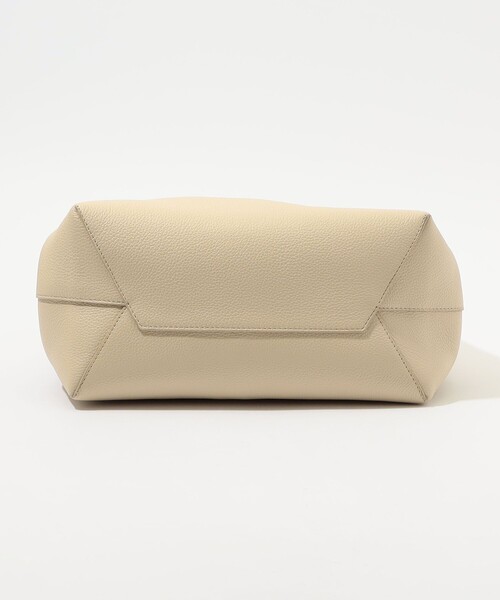 TOMORROWLAND (トゥモローランド)の「MIUUR LOMU L トートバッグ(トートバッグ・レディース・ブラック/ライトベージュ・FREE)」の6枚目の写真