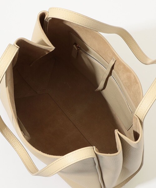 TOMORROWLAND (トゥモローランド)の「MIUUR LOMU L トートバッグ(トートバッグ・レディース・ブラック/ライトベージュ・FREE)」の10枚目の写真