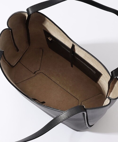 TOMORROWLAND (トゥモローランド)の「MIUUR LOMU L トートバッグ(トートバッグ・レディース・ブラック/ライトベージュ・FREE)」の12枚目の写真