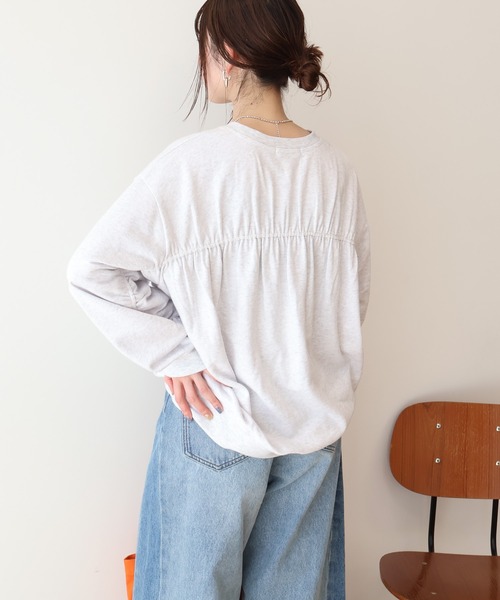 AMERICAN HOLIC（アメリカンホリック）の「バックギャザー裏毛スウェット（スウェット・レディース・アイボリー/グレー系その他/ダークネイビー/レッド・FREE）」の22枚目の写真