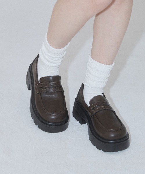 ENVYM（アンビー）の「ボリュームソールローファー（ローファー・レディース・ブラウン/ブラック・XL/L/M）」の2枚目の写真