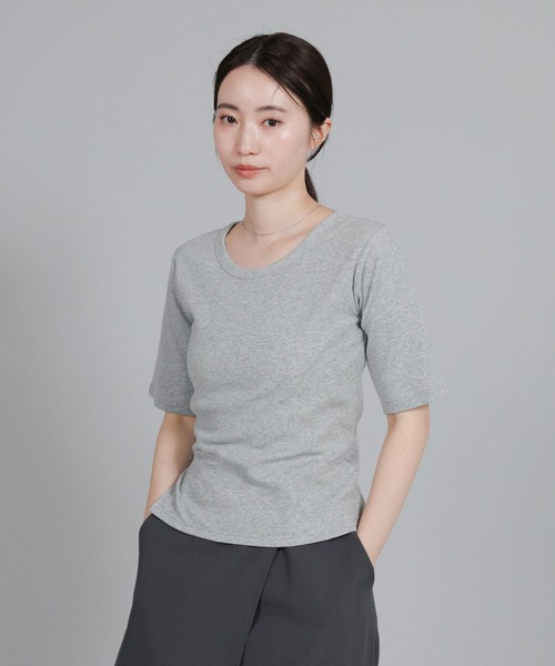 select MOCA Et(セレクトモカエト)の「【Et】side-slit ribbed T-shirt(Tシャツ/カットソー・レディース・ホワイト/ライトグレー/ブラック・FREE)」の3枚目の写真