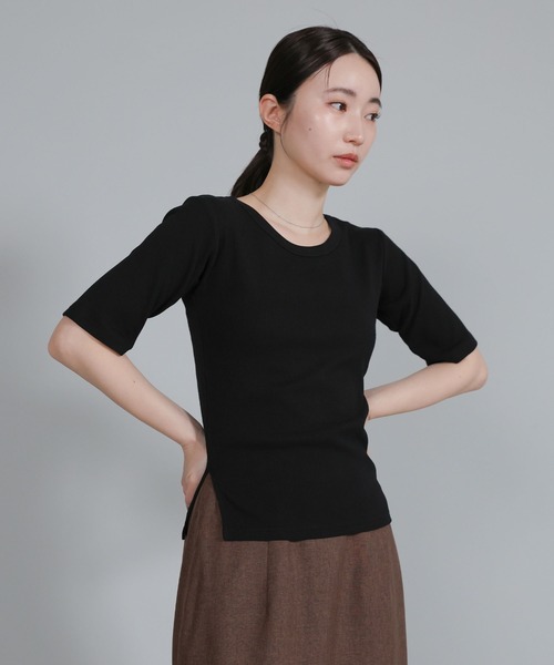 select MOCA Et(セレクトモカエト)の「【Et】side-slit ribbed T-shirt(Tシャツ/カットソー・レディース・ホワイト/ライトグレー/ブラック・FREE)」の8枚目の写真