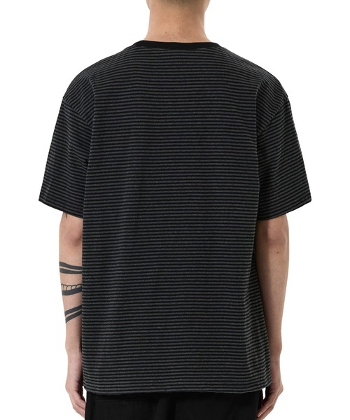 OY（オーワイ）の「『OY/オーワイ』STRIPE EMBROIDERED LOGO TEE /ボーダーエンブロイダードロゴ Tシャツ（Tシャツ/カットソー・メンズ・ネイビー/ブラック・L/M）」の5枚目の写真