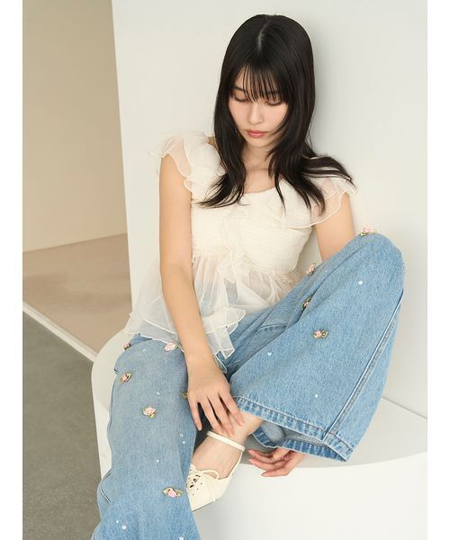 LILY BROWN（リリーブラウン）の「[L.B CANDY STOCK]バリエーションビジューデニムパンツ（その他パンツ・レディース・ブルー/ライトブルー・1/0）」の11枚目の写真