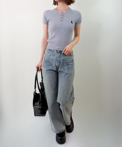 frunco(フランコ)の「【ZOZOTOWN限定】ワンポイント刺繍ヘンリーネック半袖ニット(ニット/セーター・レディース・ホワイト/グレー・FREE)」の9枚目の写真