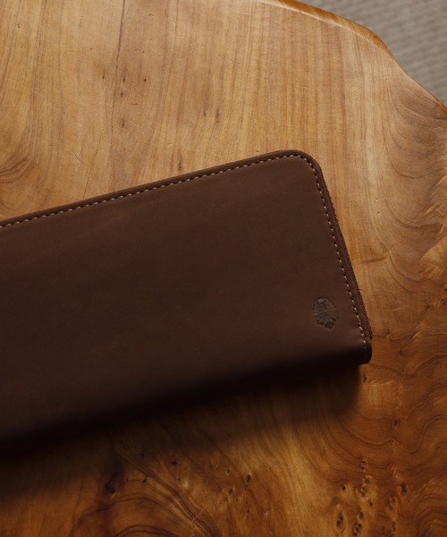 FUNALIVE（ファンアライブ）の「Bianchi ヌバック革ラウンドファスナーロングウォレット（財布・メンズ・グリーン・フリー）」の2枚目の写真