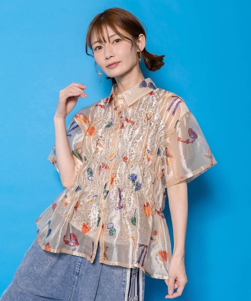 ScoLar(スカラー)の「161662:おしゃれネコちゃん柄シアーシャツ(シャツ/ブラウス・レディース・アイボリー/ブラック・M)」の2枚目の写真