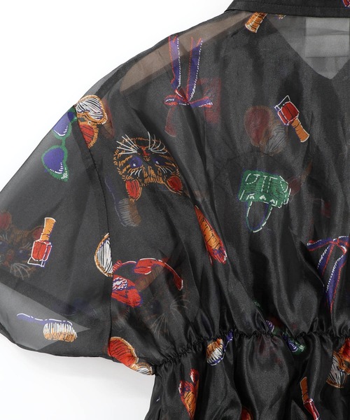 ScoLar(スカラー)の「161662:おしゃれネコちゃん柄シアーシャツ(シャツ/ブラウス・レディース・アイボリー/ブラック・M)」の9枚目の写真