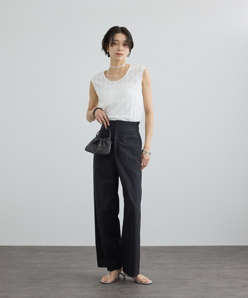 SALON adam et rope'(サロン アダム エ ロペ)の「コットンライクスタイルアップパンツ 2(その他パンツ・レディース・ベージュ/ブラック/ネイビー・X-SMALL/S/M)」の4枚目の写真
