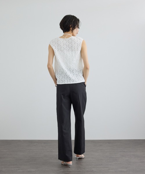 SALON adam et rope'(サロン アダム エ ロペ)の「コットンライクスタイルアップパンツ 2(その他パンツ・レディース・ベージュ/ブラック/ネイビー・X-SMALL/S/M)」の12枚目の写真