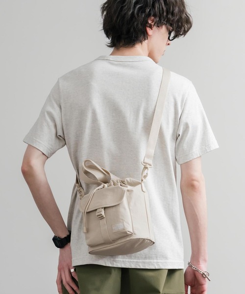 THE NORTH FACE(ザノースフェイス)の「THE NORTH FACE ザ・ノースフェイス BREEZE BUCKET BAG 巾着型ショルダーバッグ/ハンドバッグ(ショルダーバッグ・メンズ・ブラック/ホワイト/ピンク/バイオレット/グレー・FREE)」の8枚目の写真