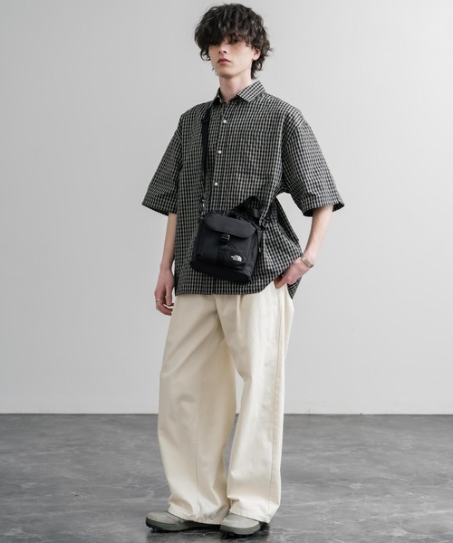 THE NORTH FACE(ザノースフェイス)の「THE NORTH FACE ザ・ノースフェイス BREEZE BUCKET BAG 巾着型ショルダーバッグ/ハンドバッグ(ショルダーバッグ・メンズ・ブラック/ホワイト/ピンク/バイオレット/グレー・FREE)」の15枚目の写真