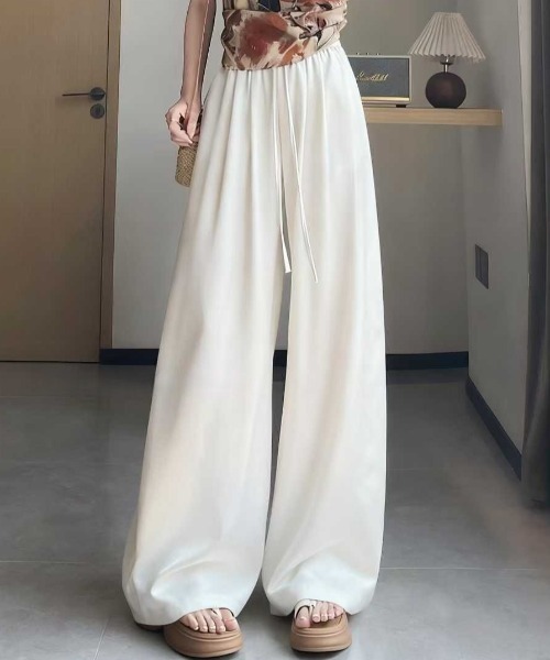 yuue' ( wear )(ユーイ)の「サテンワイドイージーパンツ(その他パンツ・レディース・アイボリー/ブラック・M/L)」の19枚目の写真
