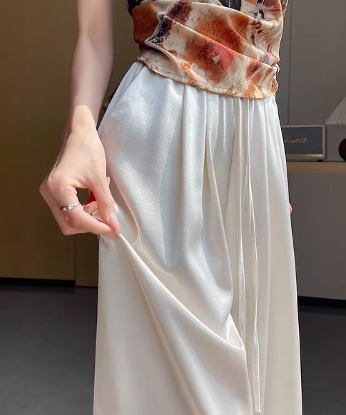 yuue' ( wear )(ユーイ)の「サテンワイドイージーパンツ(その他パンツ・レディース・アイボリー/ブラック・M/L)」の22枚目の写真