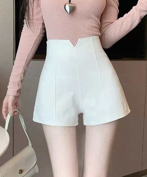 SHEPP（シープ）の「フロントスリット風 センターラインショートパンツ（その他パンツ・レディース・ホワイト/ブラック・M/S）」の8枚目の写真