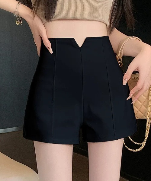 SHEPP（シープ）の「フロントスリット風 センターラインショートパンツ（その他パンツ・レディース・ホワイト/ブラック・M/S）」の19枚目の写真