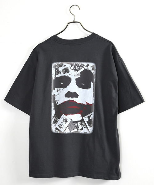 neos（ネオス）の「【neos】The Dark Knight Trilogy JOKER ヴィンテージライク ルーズシルエット プリント Tシャツ メンズ レディース ユニセックス（Tシャツ/カットソー・メンズ・ブラック系1/ブラック系2/ホワイト系1/ホワイト系2・MEDIUM/LARGE/X-LARGE）」の7枚目の写真