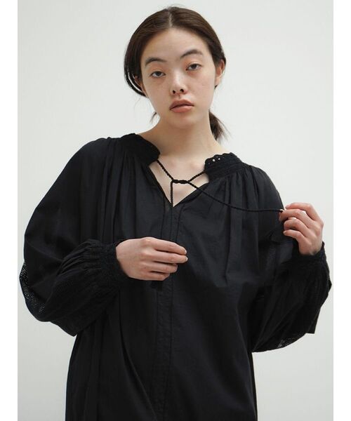 FIKA.（フィーカ）の「Cotton crochet lace onepiece（ワンピース・レディース・ブラック/オフホワイト・MEDIUM）」の10枚目の写真