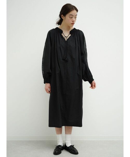 FIKA.（フィーカ）の「Cotton crochet lace onepiece（ワンピース・レディース・ブラック/オフホワイト・MEDIUM）」の19枚目の写真