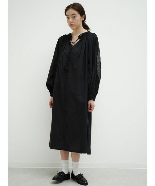FIKA.（フィーカ）の「Cotton crochet lace onepiece（ワンピース・レディース・ブラック/オフホワイト・MEDIUM）」の22枚目の写真