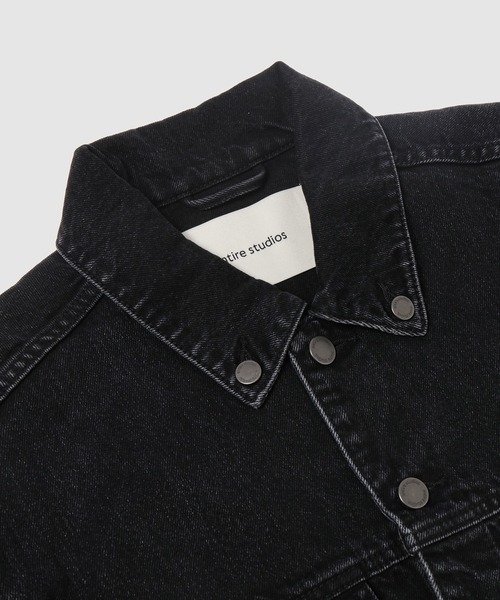 entire studios(エンタイアスタジオ)の「SHRUNKEN DENIM JACKET(デニムジャケット・メンズ・ブラック系その他・M/L)」の3枚目の写真