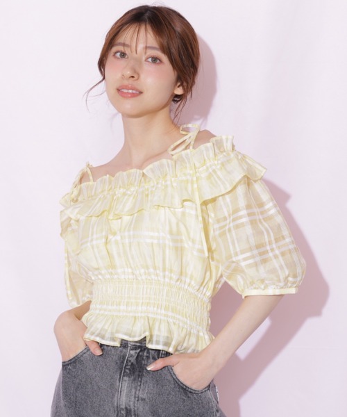 JILL by JILL STUART(ジルバイジルスチュアート)の「フリルギャザーチェックブラウス(シャツ/ブラウス・レディース・ピンク/ホワイト/イエロー・FREE)」の2枚目の写真