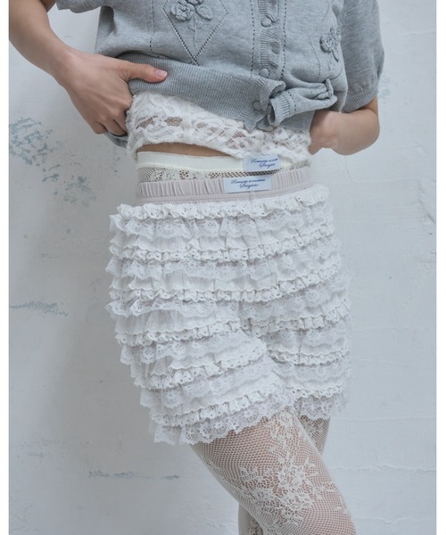 Smyeon(スミョン)の「Handmade lace frill shorts/ハンドメイド レースフリルショートパンツ(その他パンツ・レディース・ホワイト・FREE)」の4枚目の写真