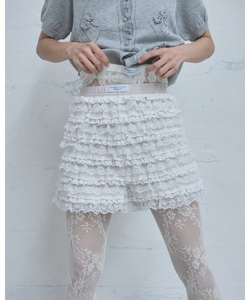 Smyeon(スミョン)の「Handmade lace frill shorts/ハンドメイド レースフリルショートパンツ(その他パンツ・レディース・ホワイト・FREE)」の5枚目の写真