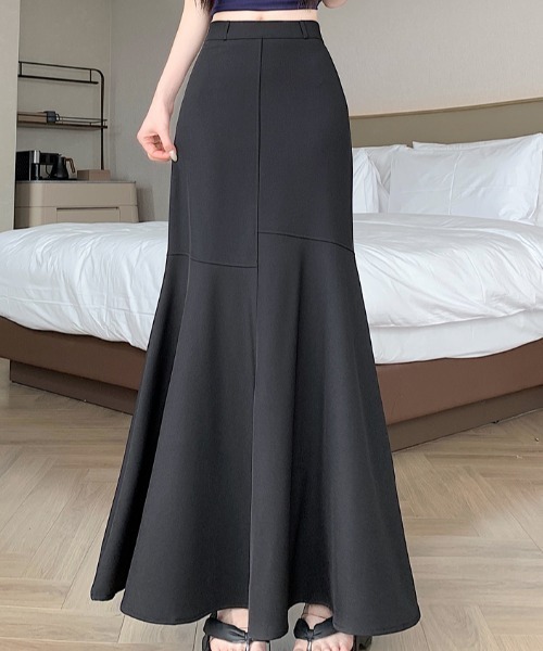 LUCPY(ラクピー)の「ハイウエストマーメイドロングスカート(スカート・レディース・ブラック/ホワイト・MEDIUM/SMALL/X-LARGE/LARGE)」の2枚目の写真